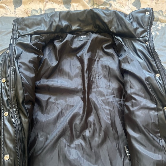 Hurley leather jacket (women’s) - Picture 4 of 4